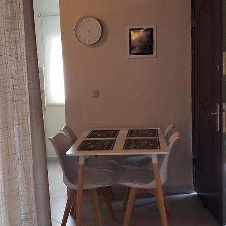 Michalis, 2-Bedroom Apartment In Saranda מראה חיצוני תמונה