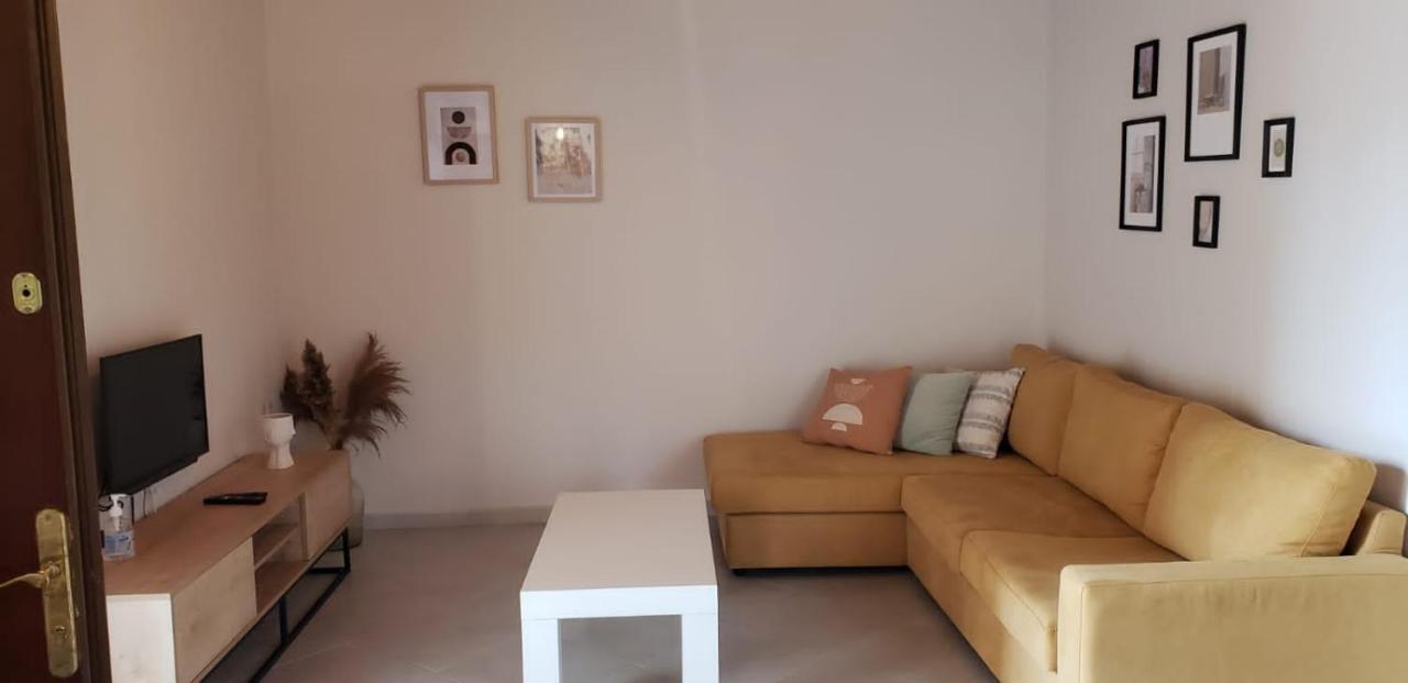 Michalis, 2-Bedroom Apartment In Saranda מראה חיצוני תמונה